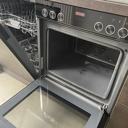 Apartamento Mit Separater Küche&badewanne *