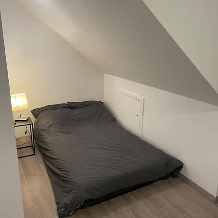 Mit Separater Kueche & Badewanne 아파트 Fürth