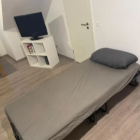 Appartement Mit Separater Kueche & Badewanne